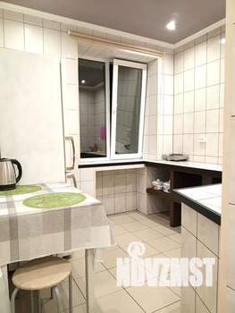 2-к квартира, посуточно, 48м2, 1/5 этаж