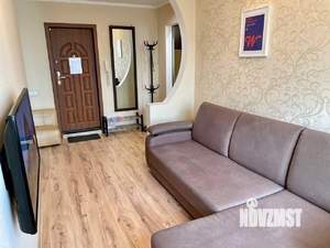 2-к квартира, посуточно, 50м2, 1/1 этаж