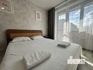 1-к квартира, посуточно, 39м2, 8/18 этаж