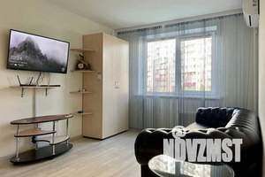 1-к квартира, посуточно, 38м2, 1/18 этаж