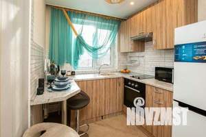 1-к квартира, посуточно, 33м2, 3/5 этаж