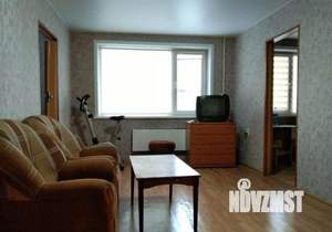 3-к квартира, на длительный срок, 48м2, 1/5 этаж