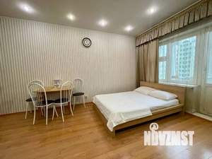 Студия квартира, посуточно, 35м2, 8/11 этаж