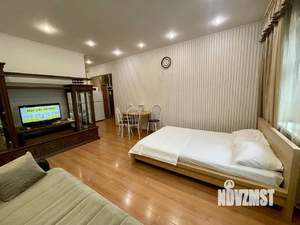 1-к квартира, посуточно, 35м2, 1/1 этаж
