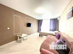 1-к квартира, посуточно, 37м2, 1/1 этаж