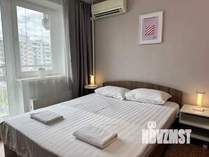 Студия квартира, посуточно, 38м2, 6/10 этаж