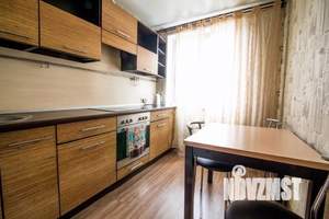 2-к квартира, посуточно, 48м2, 1/1 этаж