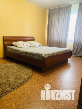 1-к квартира, посуточно, 50м2, 1/18 этаж