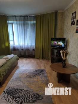 1-к квартира, посуточно, 38м2, 2/10 этаж