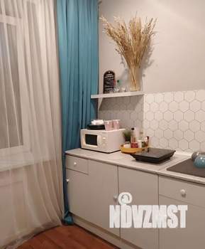 1-к квартира, посуточно, 32м2, 3/5 этаж