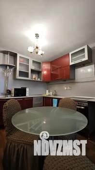 1-к квартира, посуточно, 49м2, 5/18 этаж