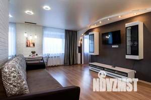 2-к квартира, посуточно, 45м2, 3/5 этаж