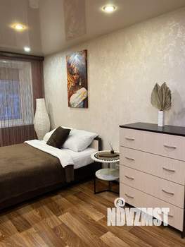 Студия квартира, посуточно, 32м2, 2/5 этаж