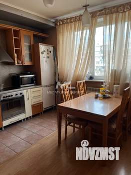 3-к квартира, на длительный срок, 106м2, 5/10 этаж