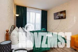 1-к квартира, посуточно, 40м2, 11/16 этаж