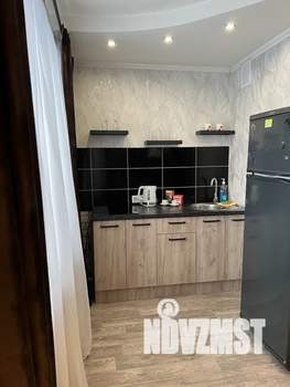 Студия квартира, посуточно, 30м2, 1/9 этаж