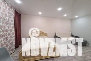 1-к квартира, посуточно, 35м2, 3/5 этаж