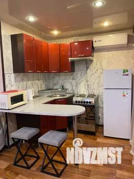 Студия квартира, посуточно, 32м2, 2/5 этаж