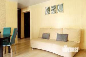 3-к квартира, посуточно, 60м2, 1/1 этаж