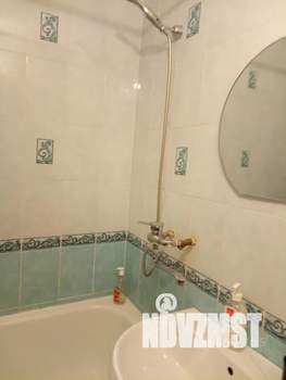 1-к квартира, посуточно, 40м2, 4/10 этаж