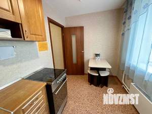 1-к квартира, посуточно, 38м2, 2/10 этаж