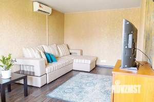 2-к квартира, посуточно, 42м2, 1/1 этаж