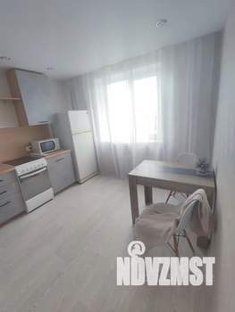 1-к квартира, посуточно, 38м2, 14/18 этаж