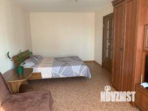 1-к квартира, посуточно, 38м2, 12/18 этаж