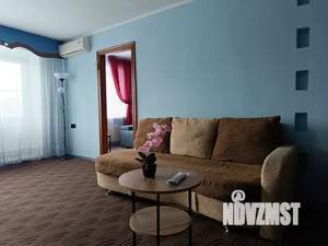 2-к квартира, посуточно, 45м2, 4/5 этаж