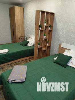 2-к квартира, посуточно, 45м2, 2/5 этаж