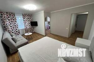 1-к квартира, посуточно, 32м2, 4/5 этаж