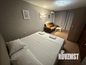1-к квартира, посуточно, 38м2, 1/1 этаж