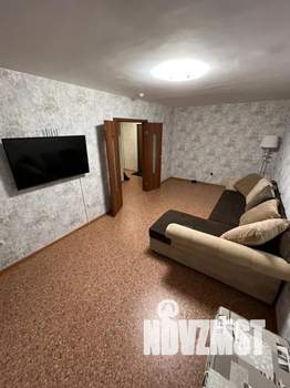 1-к квартира, посуточно, 38м2, 2/11 этаж