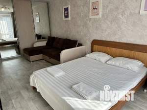 1-к квартира, посуточно, 38м2, 8/18 этаж