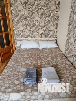 1-к квартира, посуточно, 35м2, 4/9 этаж