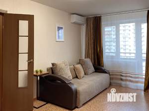 1-к квартира, посуточно, 39м2, 10/18 этаж