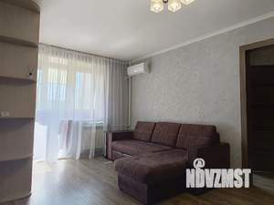 1-к квартира, посуточно, 40м2, 1/10 этаж