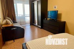 1-к квартира, посуточно, 38м2, 10/18 этаж