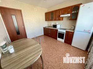 1-к квартира, посуточно, 38м2, 6/16 этаж