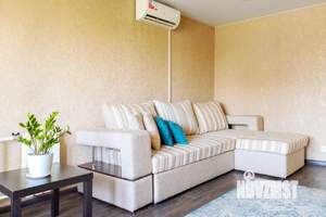 2-к квартира, посуточно, 42м2, 1/1 этаж