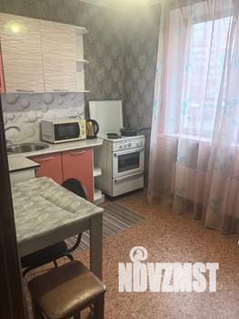 1-к квартира, посуточно, 38м2, 1/10 этаж