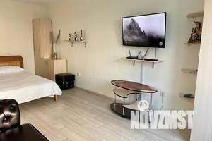 1-к квартира, посуточно, 38м2, 1/18 этаж