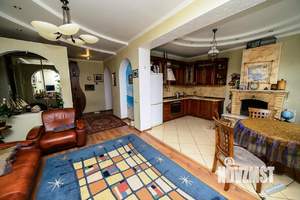 2-к квартира, посуточно, 60м2, 1/1 этаж