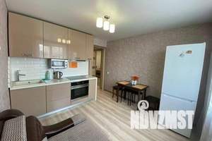 1-к квартира, посуточно, 38м2, 8/18 этаж