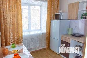 2-к квартира, посуточно, 43м2, 1/1 этаж