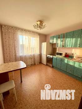 1-к квартира, посуточно, 38м2, 12/18 этаж