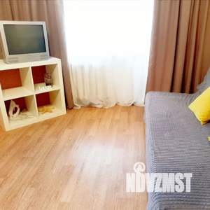 1-к квартира, посуточно, 32м2, 3/5 этаж