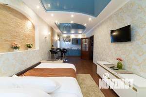 1-к квартира, посуточно, 50м2, 1/1 этаж