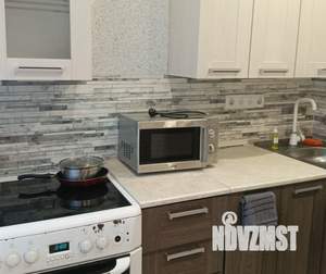 2-к квартира, посуточно, 45м2, 1/1 этаж