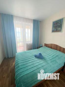 1-к квартира, посуточно, 35м2, 3/10 этаж